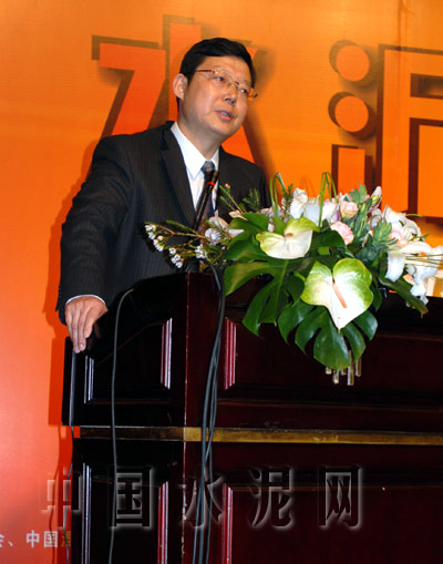 走出浙江：水泥浙商發(fā)展報(bào)告