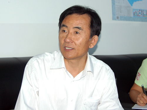 [萬里行]包頭泉山：一位素食主義者的水泥之路